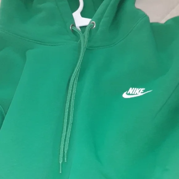 Nike Club Men's Fleece Pullover Green Hoodie - Picture 14 of 16